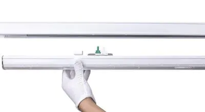 Anbringen einer Noxion NX-Line Leuchte